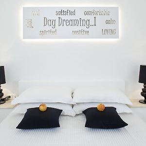 Chambre Économique Lit King-Size